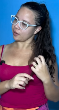 T0822024 Ela descobriu verdade mostrou para seu patrão