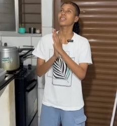 T0904008 O que estava escondido finalmente apareceu