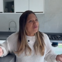 T1722008 Ela tirou mãe da casa para morar com seu esposo. part2