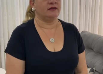 T1321007 Homem rico descobre que menino de rua seu filho. part2