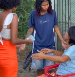 T1821004 Essa situação acontecesse com sua mãe você faria mesmo para defendê la