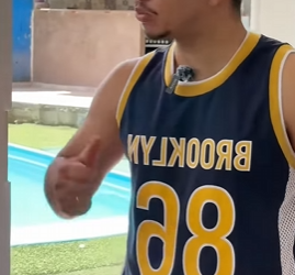 T1821009 Nora proibe sogro de entrar na piscina nao ser que ele pague seu marido toma part2