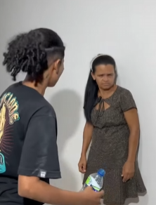 T1921008 Mãe nunca deixa de ser mãe independente de qualquer situação. part2