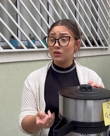 T1122001 vida como um restaurante, ninguém sai sem pagar part2