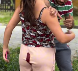 T1222005 Ele só queria ajuda moça