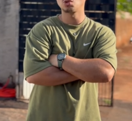 T1402006 Pai descobre que filha ficava no milho