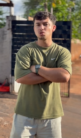 T1402006 Pai descobre que filha ficava no milho