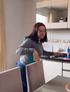 T0700002 Patroa acusa sua empregada de Ladr0n4 part2