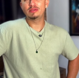 T1422001 Empregada era obrigada colocar filho no quartinho mas quatro não tomou atitude