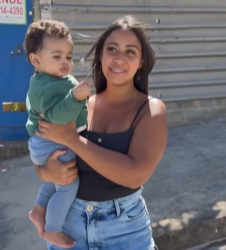 T1722008 Ele deixou sua esposa seu filho por outra mulher com dinheiro part2