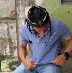 T1122002 Este homem queria ajudar os pobres era mais pobre da cidade part2