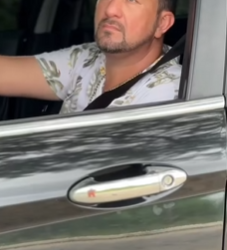 T0300006 Médico não tem família, tem profissão!!! part2