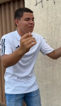 T2205024 Ele ficou com ex do amigo part2