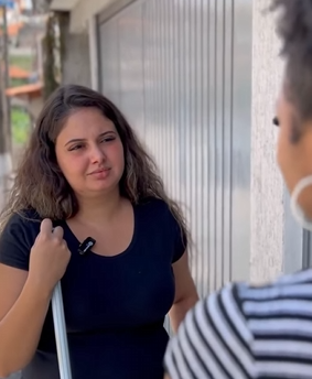 T1113001 Comprou um iphone zoou amiga pelo celular que tinha part2