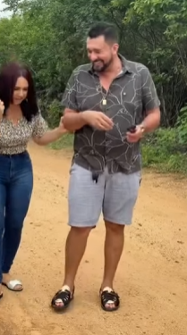 T0313006 Ela foi atrás dele, encontrou!!!