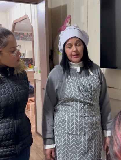 T2815005 Descubriu funcionária levando as sobras da comid part2