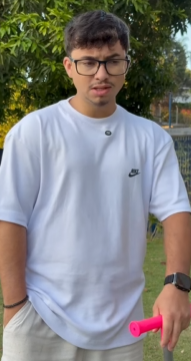 T0702002 Madrasta esconde patinete da enteada no parque pra irem embora mas marido descobre tudo dá uma lição nela! part2