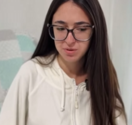 T0700006_Mãe expulsa filha grávida de casa,depois ela desco