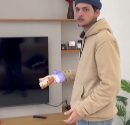 T1703009 Ele pensou que podia morar na casa da esposa sem trabalhar… part2