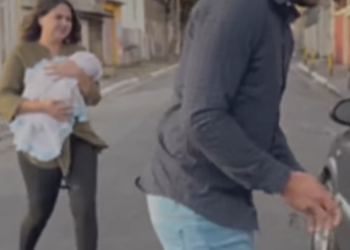 T1920009 mendigo salvou vida de um bebê, se torna um herói part2