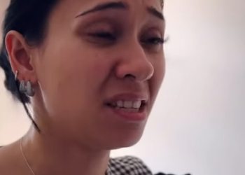 T0700003 Empregada desm4ia com excess0 de trabalho part2