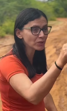 T1118008 Ela deu tudo confian part2