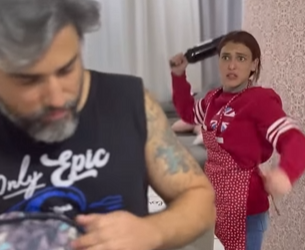 T1321024 Nunca provoque um homem casado… part2