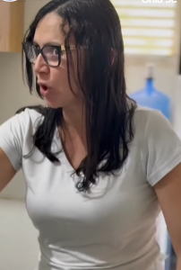 T1118015 Ela banca casa, se part2