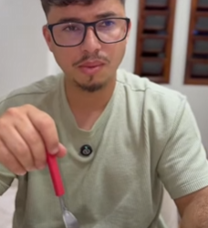 T0628007_Minha esposa folgada meu cartão mal vira ela já quer gastar tudo mas eu dei um basta_part2