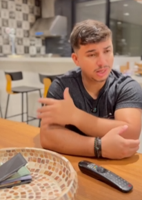 T0628025_Patroa so quer pagar para empregada limpar uma mansa marido na aceita toma atitude_part2