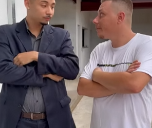 T1304014_Esta linda designer de interiores teve uma grande surpresa nesta casa._part2