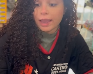 T2706004 Mãe compra tudo para filho mimado! part2