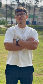 T0707004_Ela ficou sem graça ao ver que não tinha um real_part2