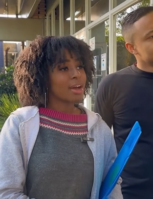 T1108004 Secretária se apaixonou por um colega sem saber qu part2