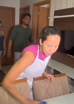 T2709003 Mulher tenta fazer mal sogra mas empregada vê tudo toma essa atitude! part2