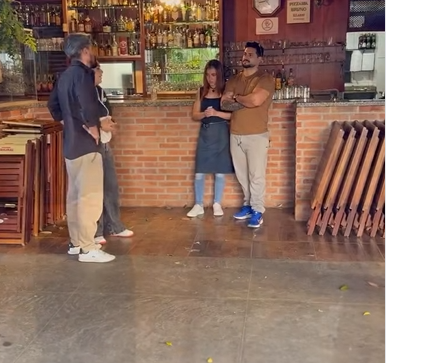 T2909004 Casal pregou peça na garçonete para ir embora sem pagar… part2
