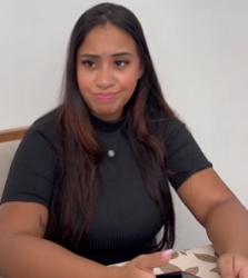 T1301020_Sua irmã lhe deu uma moto ela se recusa levá la para trabalho