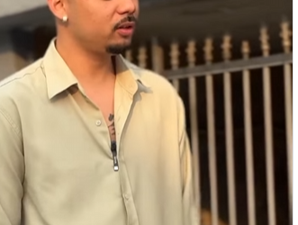 T1329034_Mendiga não sabia que ela tinha uma irmã gêmea milionária…