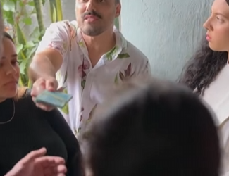 T1329050 Nunca pegue dinheiro que não seu part2