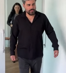 T1329054 Elas deram esse tratamento colega de trabalho mas vida lhes ensinou uma lição… part2