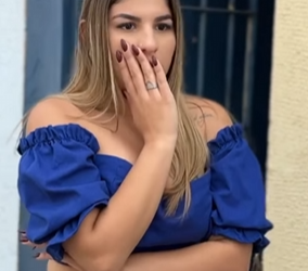 T1329057 Respeita marido da sua irmã para que ele não fique envergonhado… part2