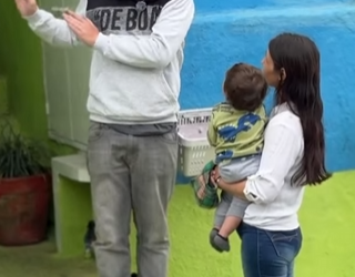 T1307020 Depois que ela não ia usar móvel, Ela viu que vizinha iria usar mudou de ideia… part2